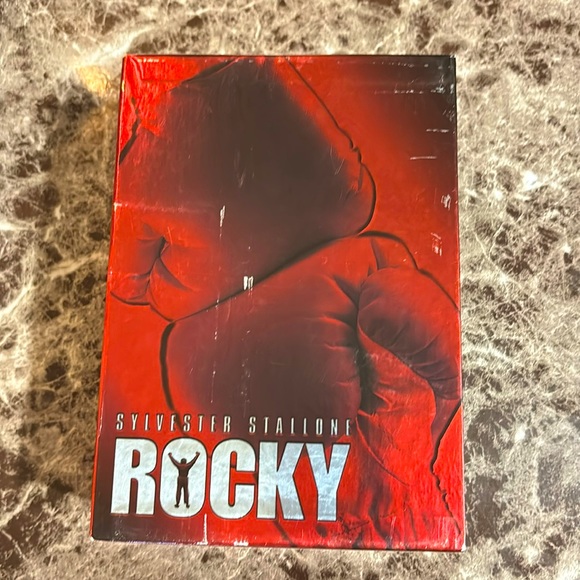 Rocky I-V Collectors 5 DVD  Box Set - Picture 4 of 8